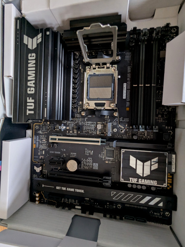 ASUS TUF GAMING B850-PLUS WIFI MOTHERBOARD, AM5 **ONE BROKEN PIN**