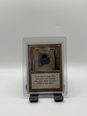 MTG, Howling Mine Near Mint Revised Edition Regular