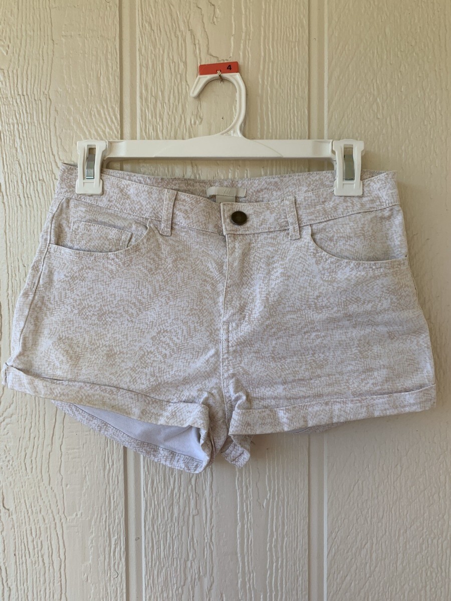 H&M Women White Beige Denim Low Rise Shorts, Size UK