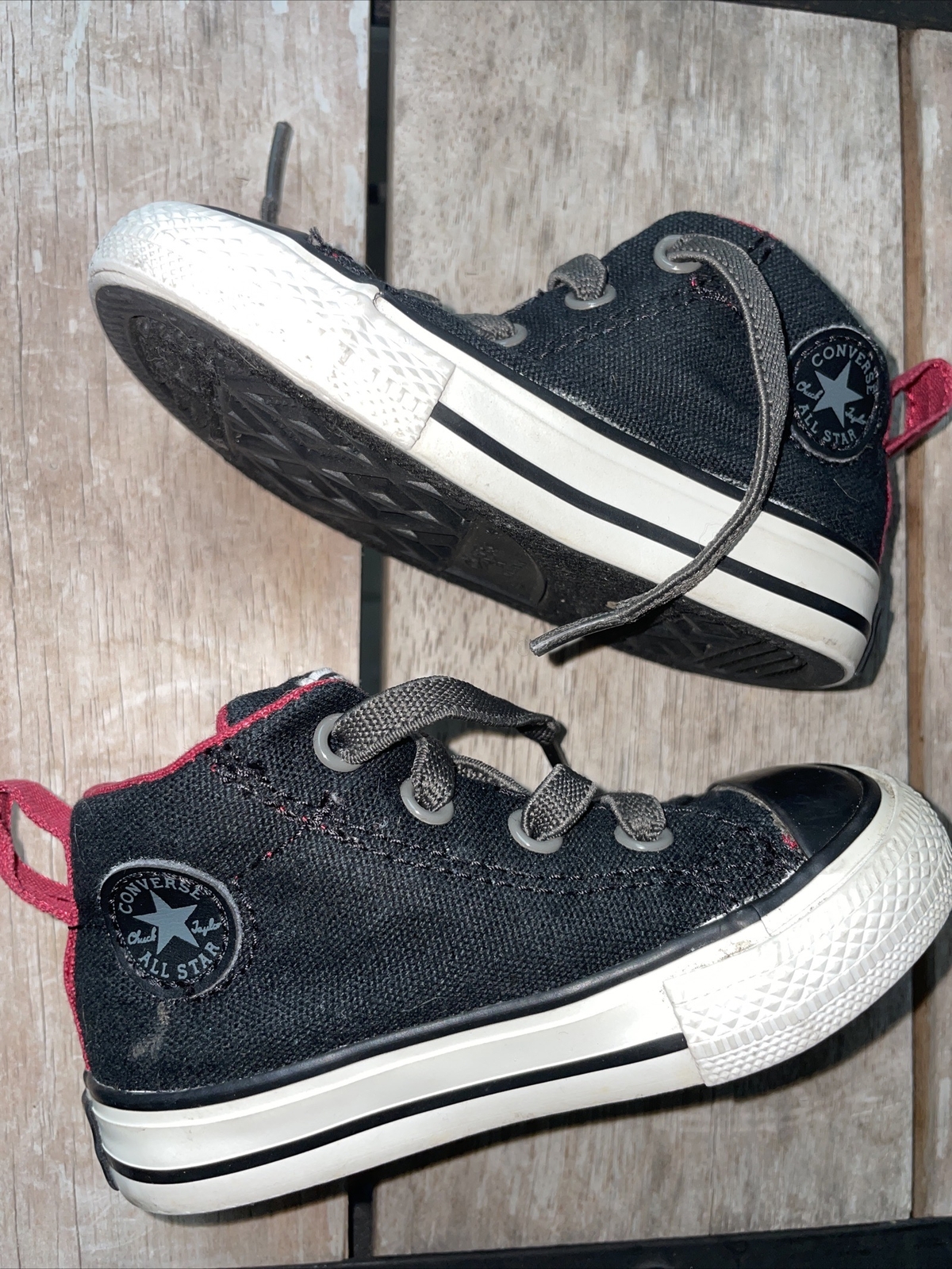 Converse All Star Toddlers Size 5 Black Red Hi Top Shoes Canvas Sneakers