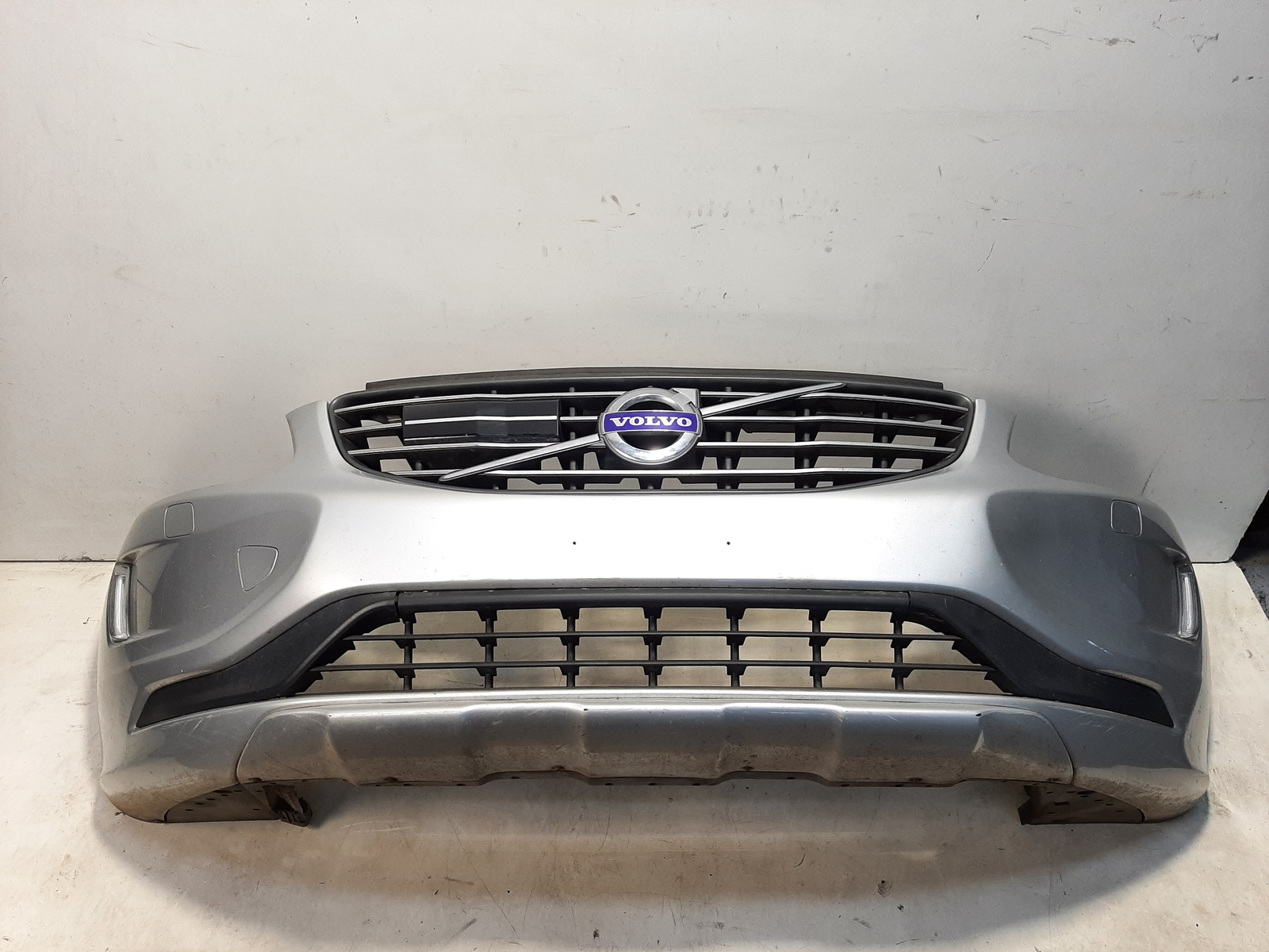 VOLVO XC60 Front Bumper 31376319 2.4 Diesel 158kw 2014 23827191 | eBay