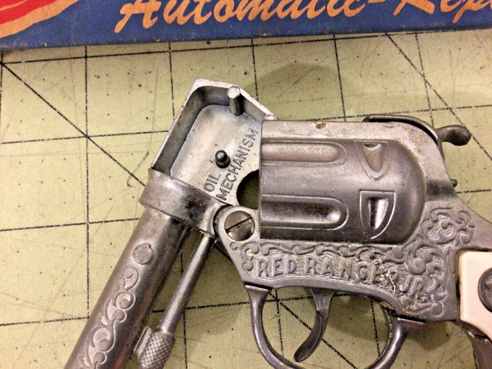 De colección Wyandotte Red Ranger Jr. No. Pistola de tapa fundida a presión 70 con caja Foto 3 de 4