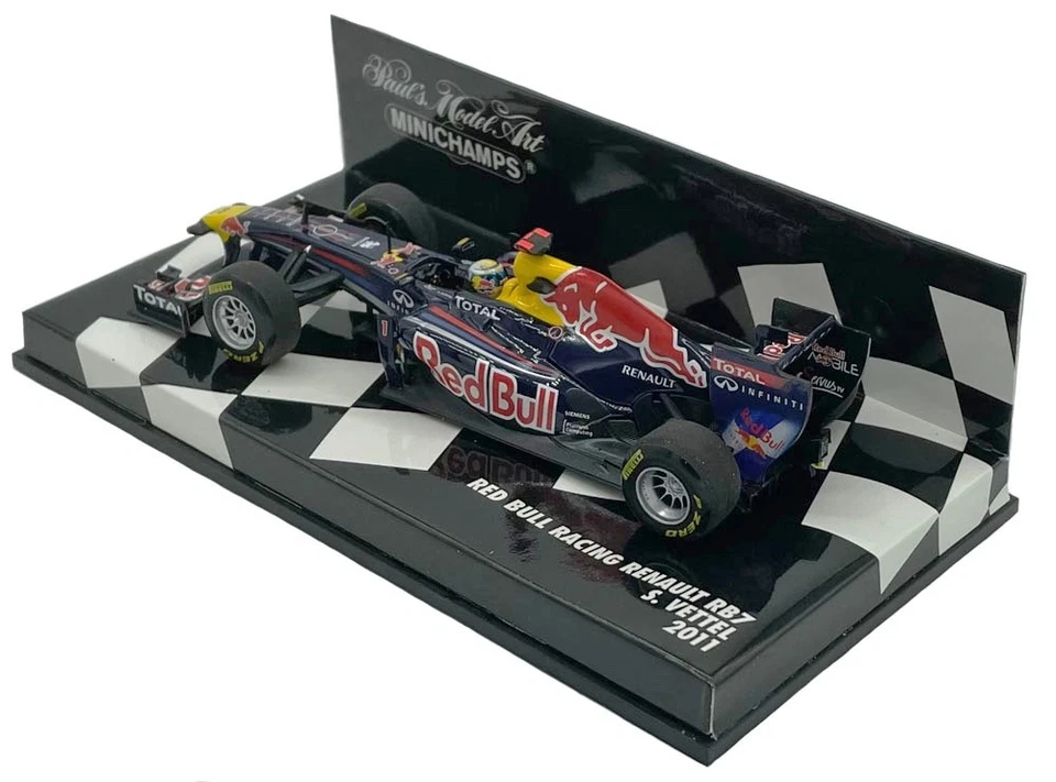 Minichamps Red Bull RB7 2011 - Sebastian Vettel F1 World Champion 1/43 Scale - Image 2 of 3