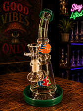 8 Worked Wig Wag Bong With Green Accents Perc - Green Lion Glass -new 8 Worked Wig Wag Bong With Green Accents Perc - Green Lion Glass -new
