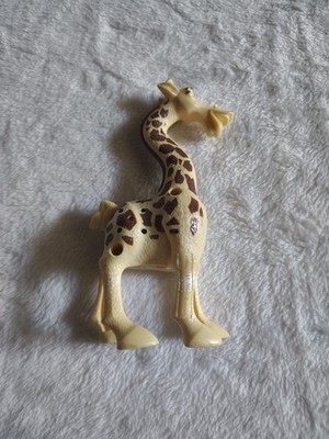 Melman - MADAGASCAR 2 - 2008 MCDONALD'S HAPPY MEAL TOY FIGURES Rare