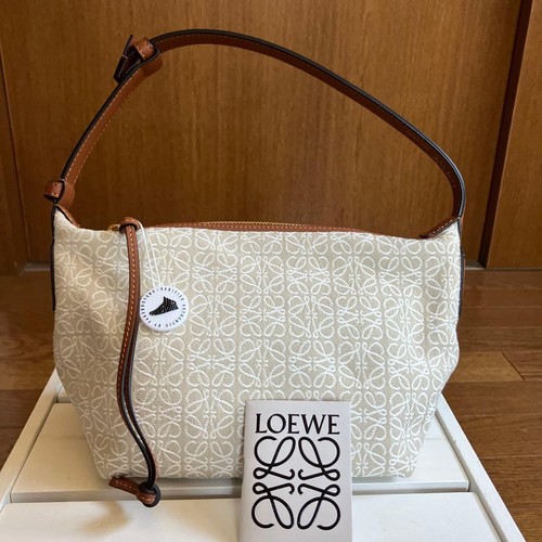 Loewe Cubby Bag Beige ✖️ Off-white