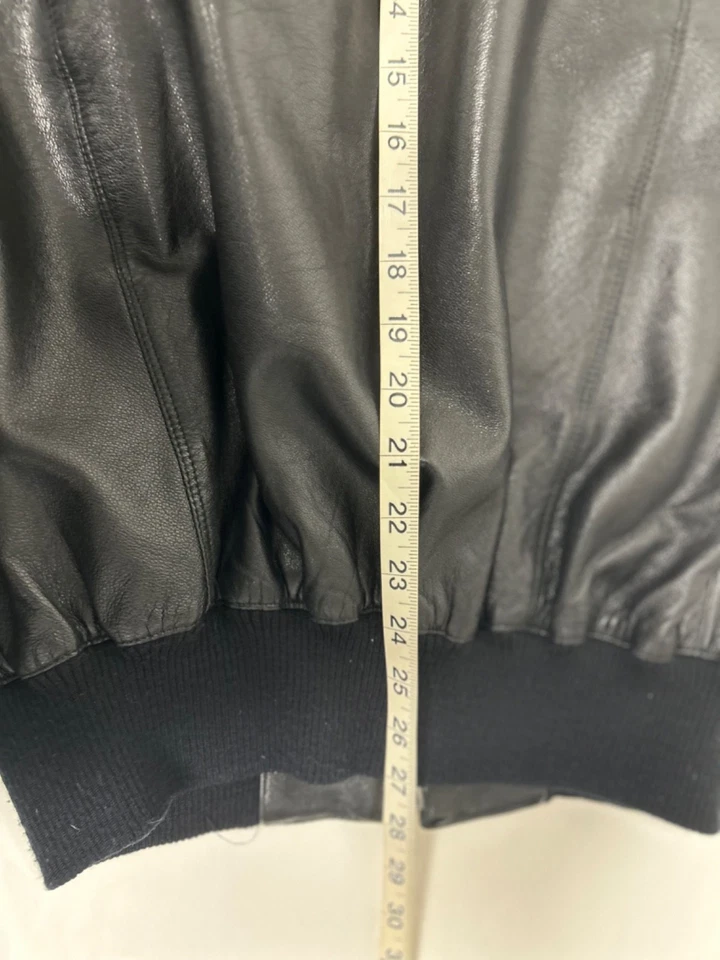 Chaqueta BALLY Para Hombre Detalle Negro Cuero Suave Cremallera Cuello Pestaña - Talla 42 Hecha en Italia Foto 2 de 4