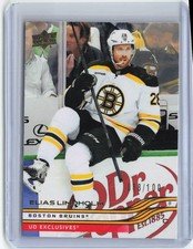 2025-26 Upper Deck UD Exclusives /100 #8 Elias Lindholm 068/100 Boston Bruins
