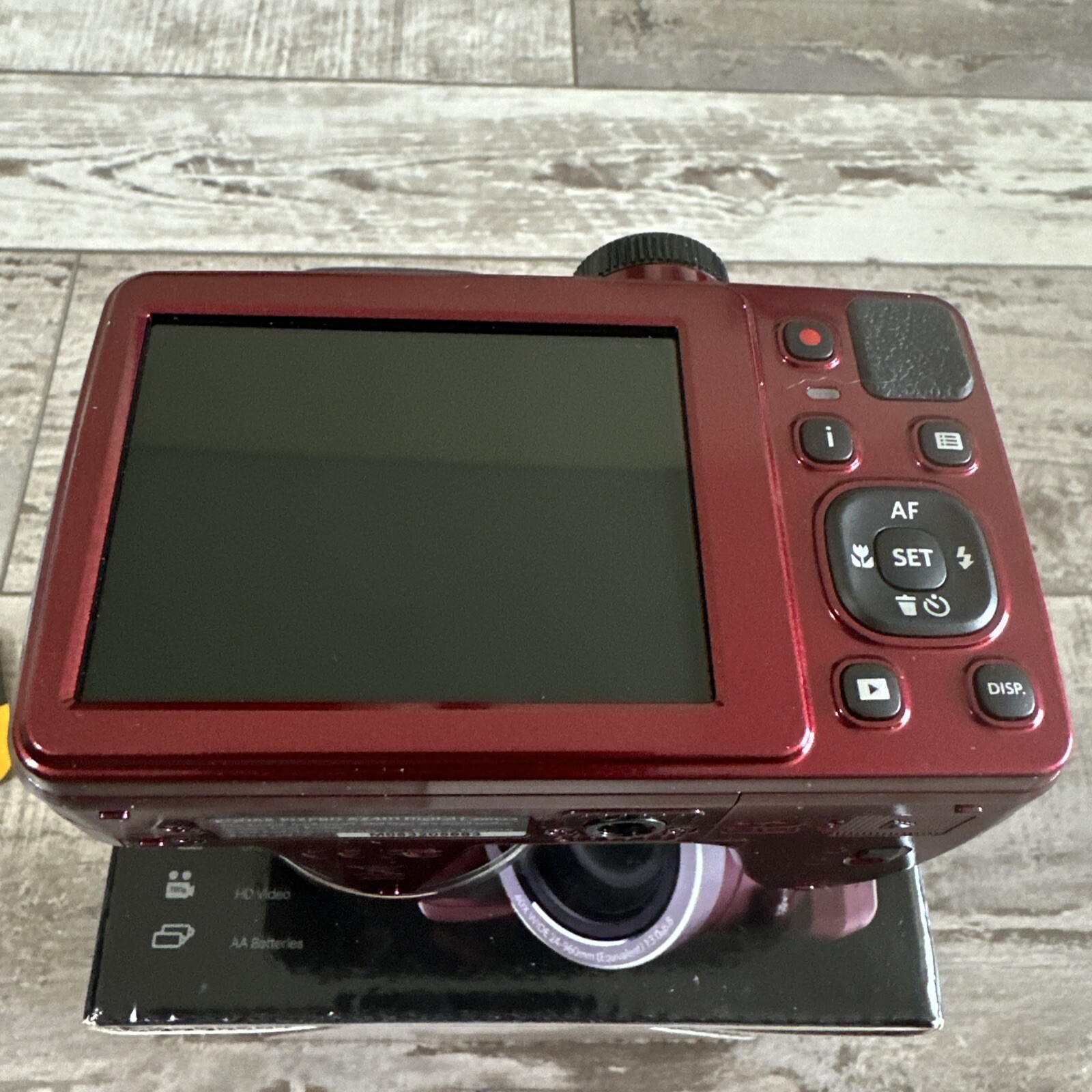 Kodak AZ401RD PIXPRO Digital Camera with 16 Megapixels and 40x Optical