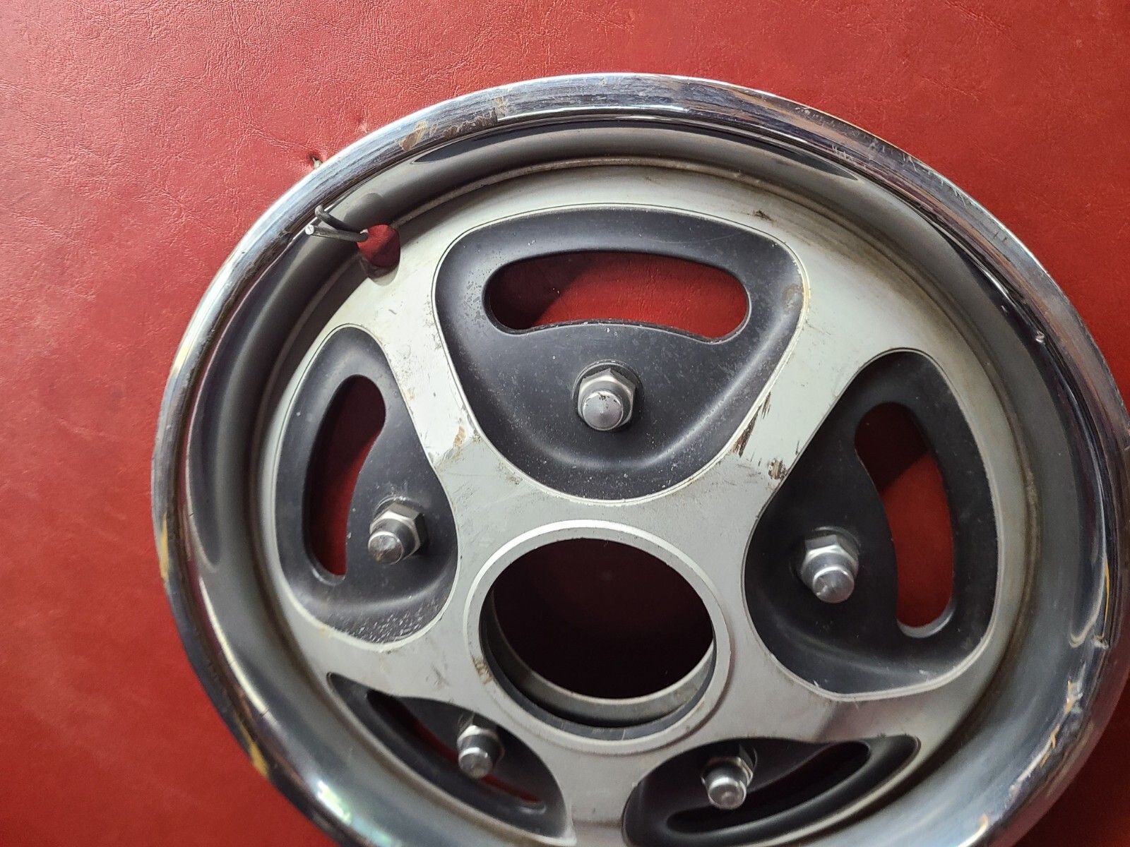 19701974 Ford Van Pickup 689 Hubcap 15" Wheel Cover D0AZ1130J 4X4 E