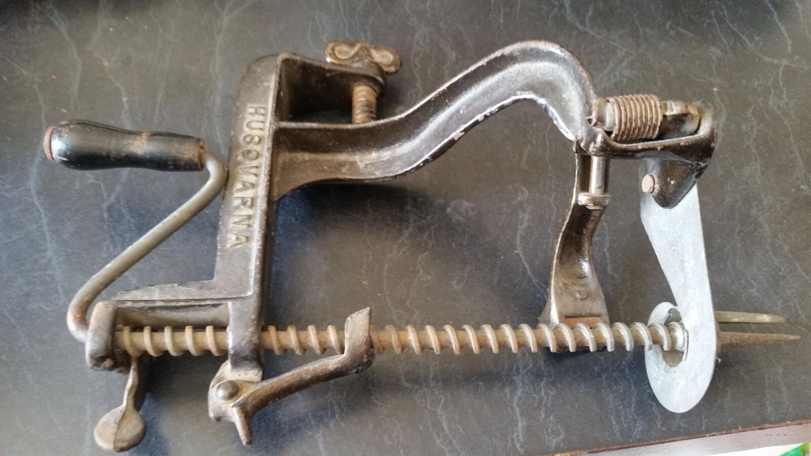 Antique vintage Swedish Cast Iron Apple Peeler corer Husqvarna