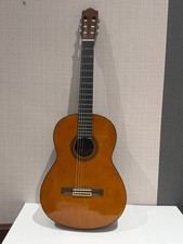Chitarra classica Yamaha CG-120A con custodia morbida, testata funzionante