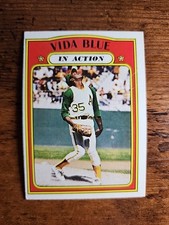 1972 TOPPS #170 VIDA BLUE IN ACTION