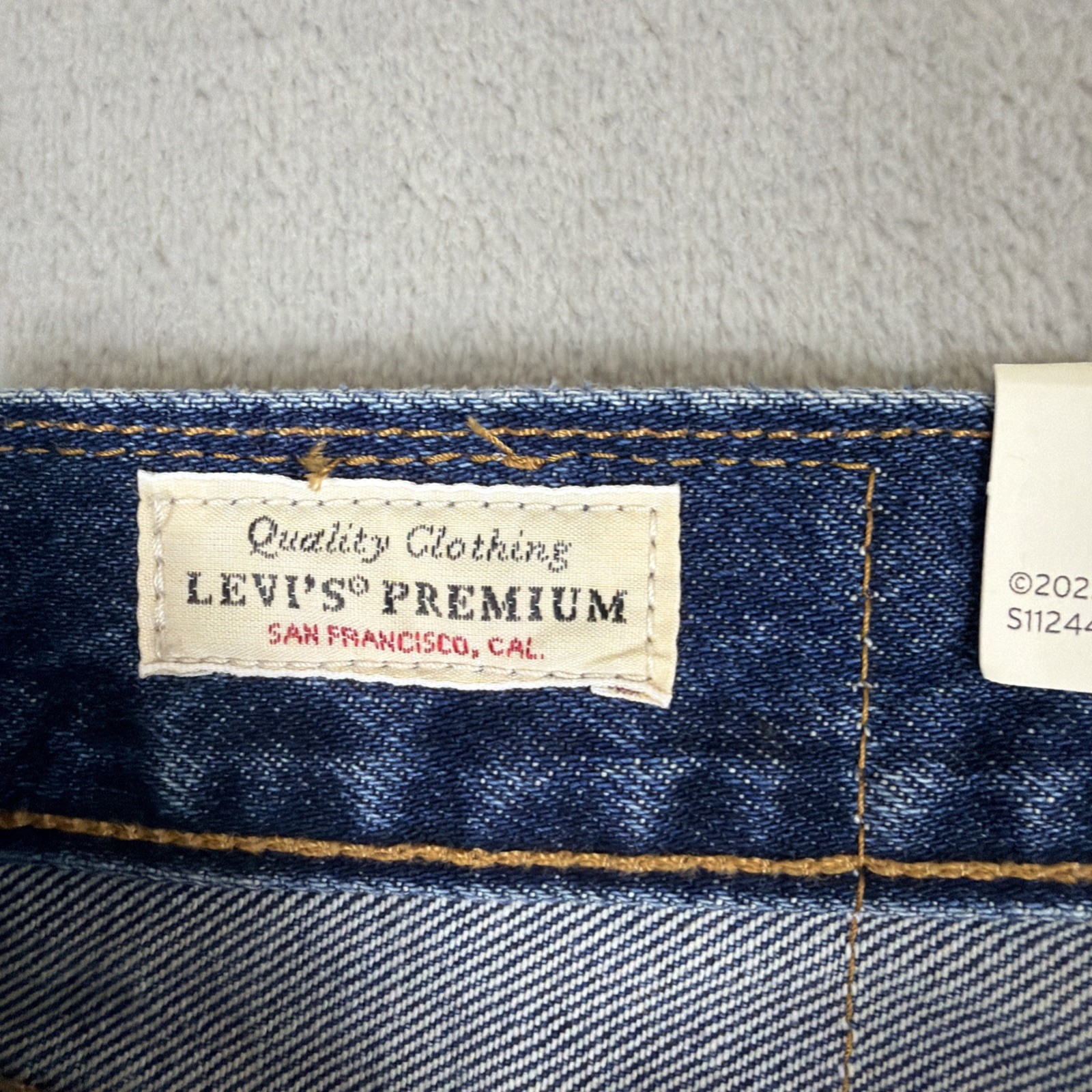 Levi's Premium 501 '93 Straight Selvedge Jeans Men's Size 32x34 Blue Cotton thumbnail 5