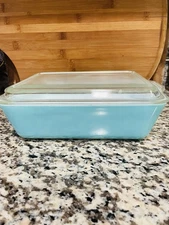Vintage Turquoise Pyrex 503 Refrigerator Dish Rare Lid 1950s Midcentury NICE