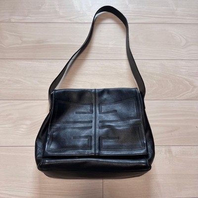 Givenchy Authentic Flap Shoulder Bag Messenger Bag 4G Logo Business Leather