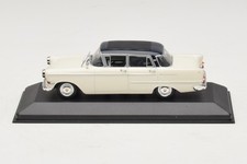 Opel Kapitan A White Minichamps 1:43 | 400048000