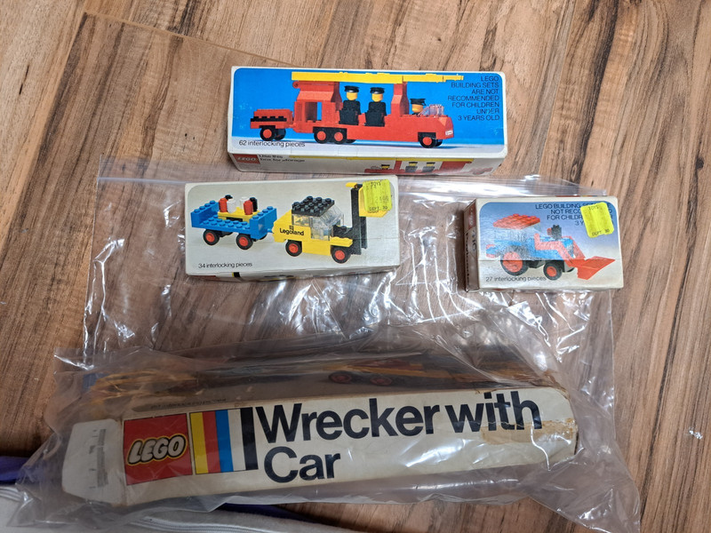 Original sealed in box lego 410, 450, and 485. Wrecker with car extra not full