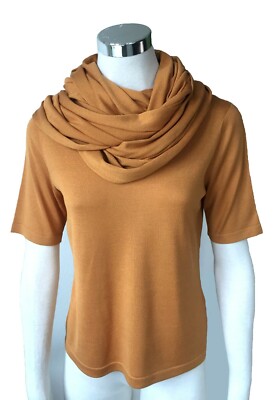 Feinstrick Rundhals Pulli mit Loopschal aus 100% Seide Gr 38 Fb. nussbraun