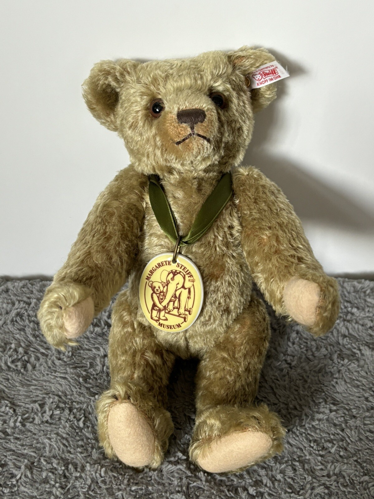 STEIFF MARGARETE MUSEUM 2003 NO 671456 LIMITED EDITION Commemorative Teddy Bear