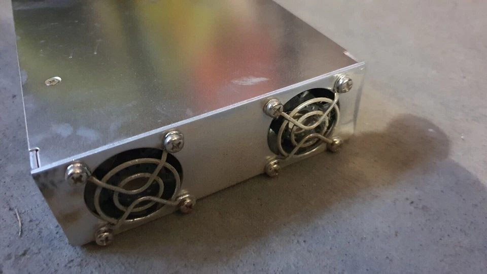 MW RSP-1000-24 Switching Power Supply 24V 40A (AC: 100~240V) - Image 3 of 4