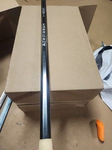 Warrior Kryptolyte Lacrosse Shaft