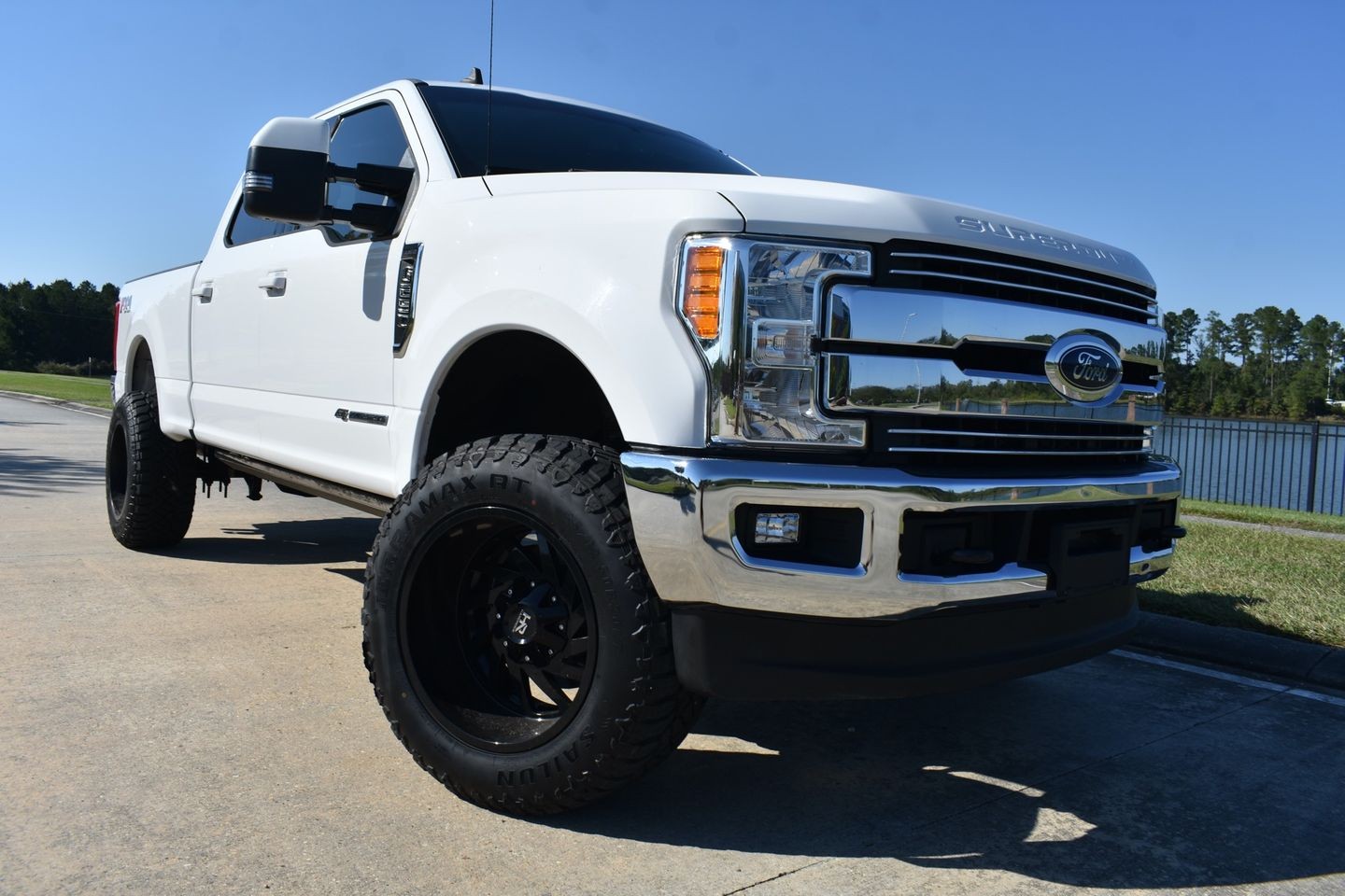 2019 Ford F-250 Super Duty Lariat
