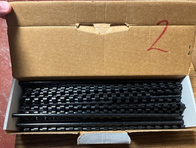 100 1/4  20 Sheet Black Spiral Combs