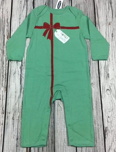Old Navy Girls 18-24 Months Present Love Santa Christmas Romper. Nwt