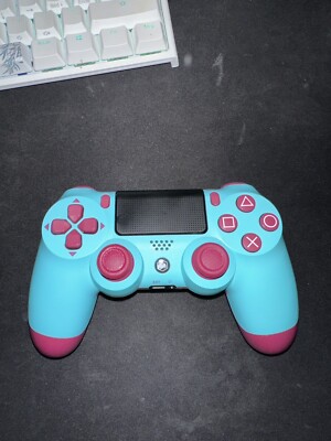 Battle Beaver DualShock 4 Pro Controller READ DESCRIPTION.