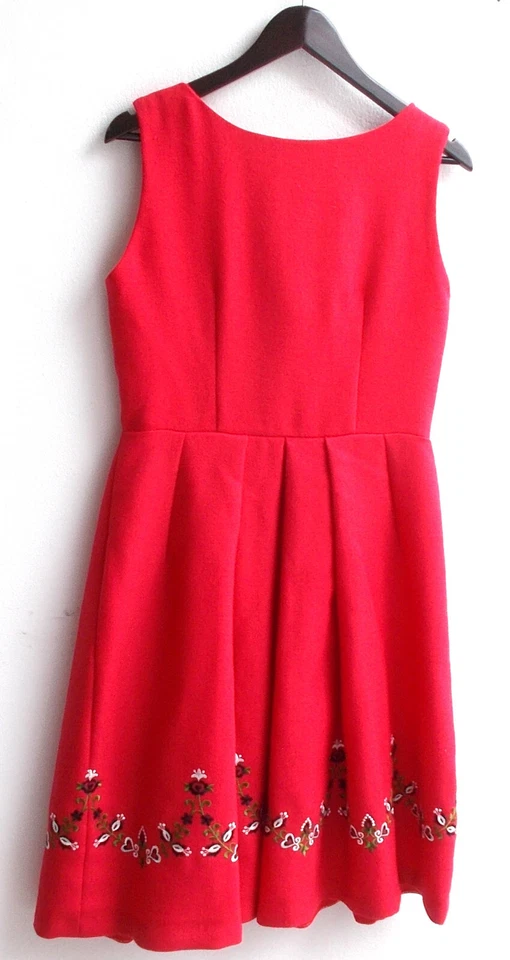 Damen Trachten Dirndl ärmellos rot m. Stickerei Gr. 44 v. Original Höck - Bild 2 von 2