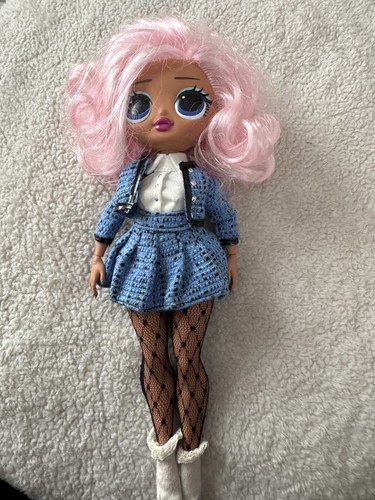 LOL Surprise OMG Uptown Girl Fashion Doll 9” Pink Hair