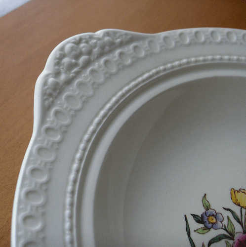 Wedgwood Tinturn covered casserole~Wellesley shape~Made in England-No Reserve! - Picture 5 of 7