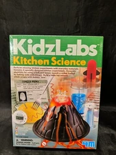 4M KidzLabs Kitchen Science Experiment Kit Volcano Rocket Electricity Candy NEW