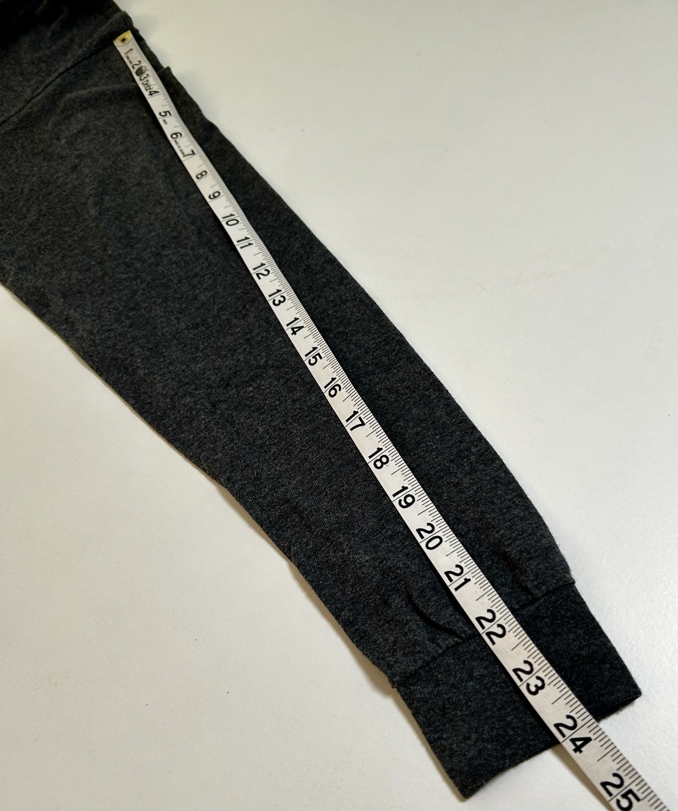 Simply Southern Women’s M Merry Christmas Cardinals & Poinsettias Gray LS Tee