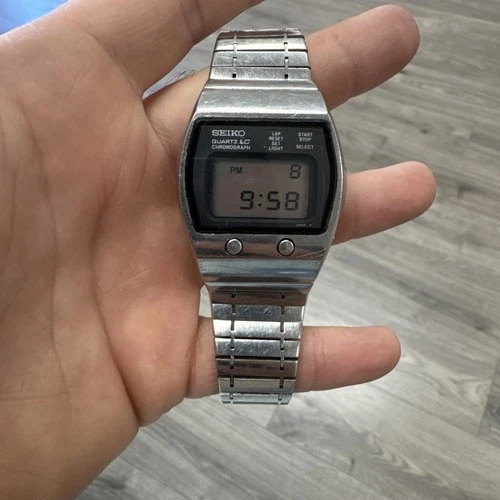 Vintage Seiko Quartz LC Chronograph Digital Watch Japan – For Repair