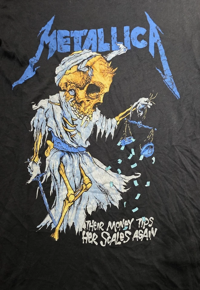 Camiseta Metallica Their Money Tips Her Scales Again Talla Pequeña Foto 2 de 4