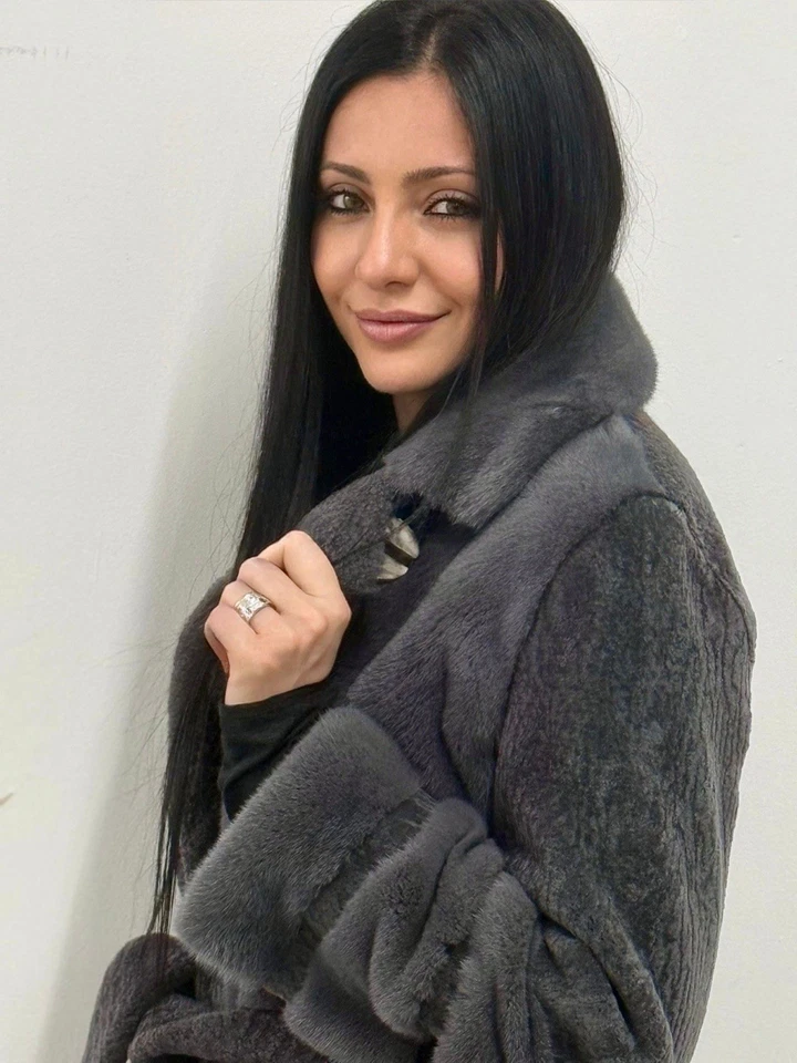 Italian Grey Mink With Grey Mouton Fur Coat Size 8 Furs - Image 3 of 3