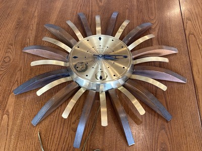 Vintage Mid Century Modern Starburst Sunburst Wall Clock United 