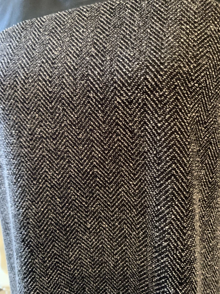 Apt. Vestido vaina de tweed negro para mujer 9 12 Foto 4 de 4