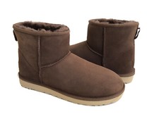 UGG MEN CLASSIC MINI STOUT WATER-RESISTANT ANKLE Boot US 8 / EU 41 / UK 7