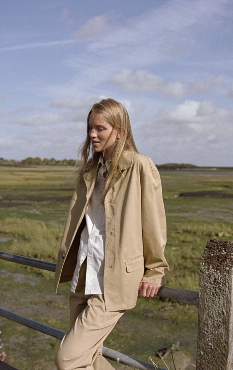 ZARA zw collection フルイドジャケット サテン風ジャケット ZARA - ZARA ZW COLLECTION ショート ボンバージャケット M
