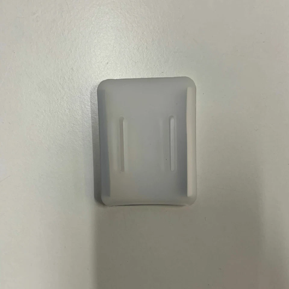 American Tourister Silicone Case for iPod Nano 3rd Gen MP3 Player – Clear - Image 4 of 4