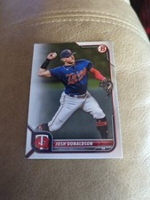 JOSH DONALDSON 2022 Bowman Base Card Minnesota Twins (#80)