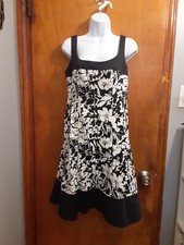 Chaps Women's Dress Sleeveless Black Floral Abstract Print Size 6 Cotton