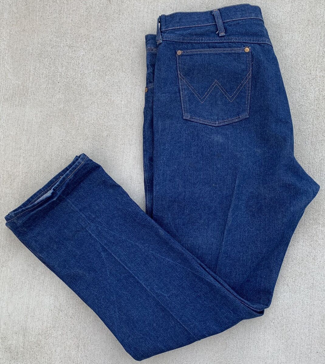 Vintage Wrangler Jeans 13MWZ made in USA Size 44 X 34 Vintage Wrangler Jeans 13MWZ made in USA Size 44 X 34