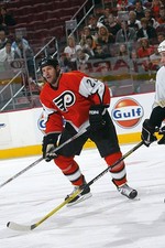 Mike Knuble Philadelphia Flyers skates at the NHL game with - Ice Hockey Photo 1