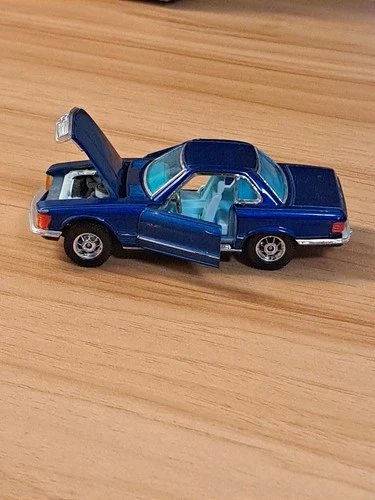 Corgi Toys Two-door Blue Mercedes Benz 350 SL Whiz Z Wheels