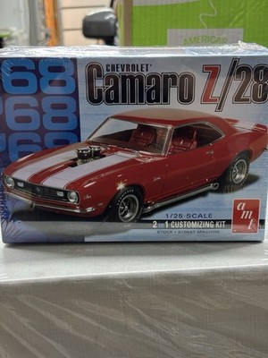 AMT 1968 Chevy Camaro Z-28 1:25 Scale Plastic Model Car Kit 868 Sealed