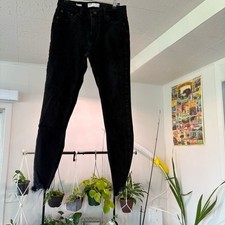 Jeans Bershka nero lavaggio denim orlo sfilacciato skinny caviglia casual taglia EUR 40